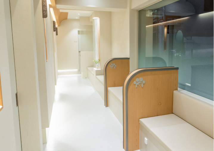 진료 대기실 사진